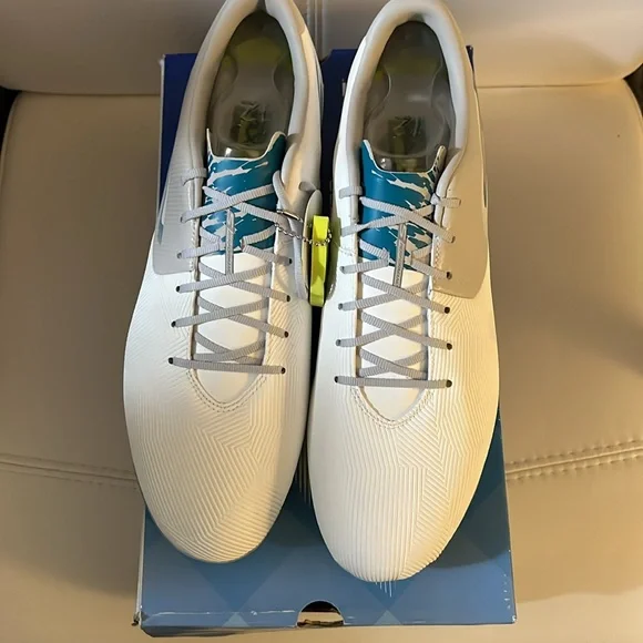 Sketchers Men’s GO FG-REFLEX Cleats Wht/Blu Size 12 - Picture 4 of 7